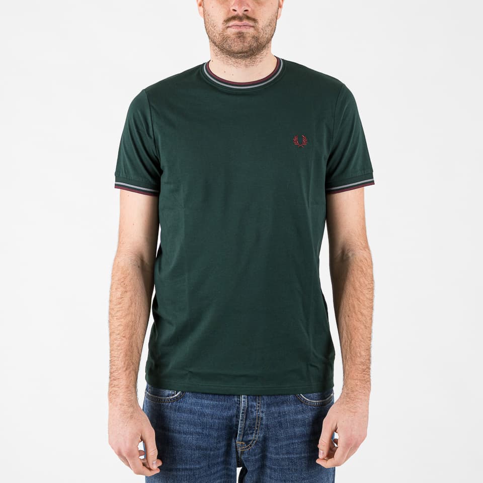 Twin Tipped T-Shirt - Fred Perry - T-shirts