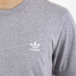 Essential T-Shirt - 5