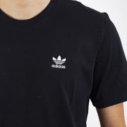 Essential T-Shirt - 5