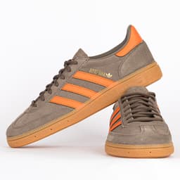 Handball Spezial - 3